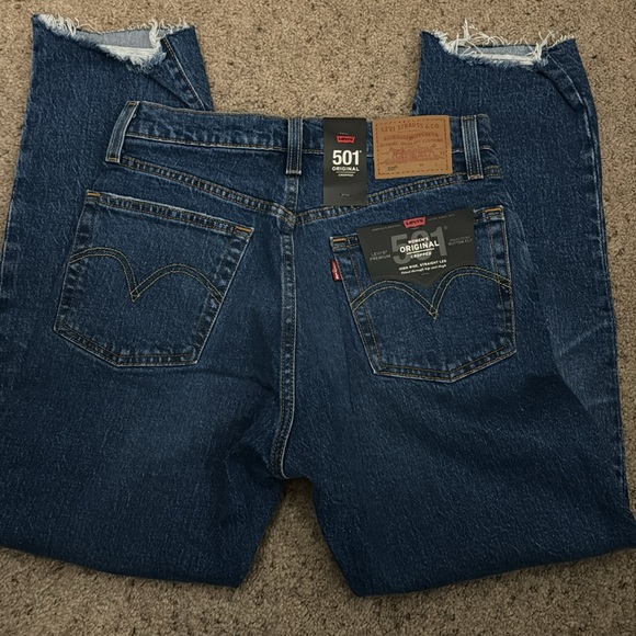 Levi's Premium Denim 501 Crop Jeans 36200-0127 (W26 L26) - Picture 11 of 14